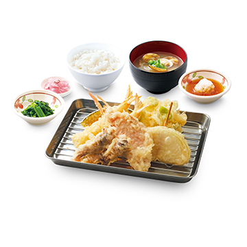 金目鯛とほたるいかの初夏天ぷら定食